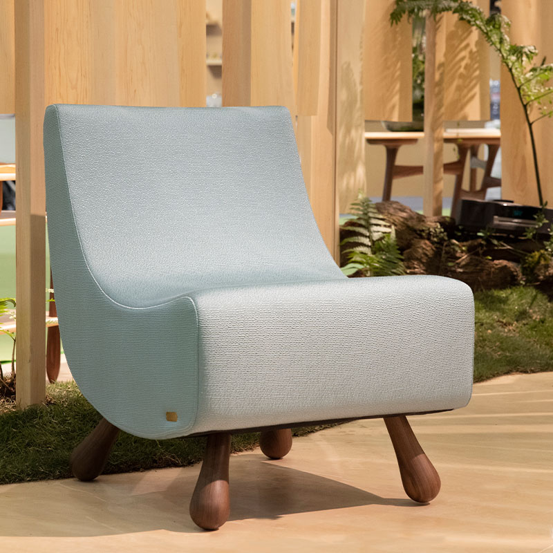 Single sofa